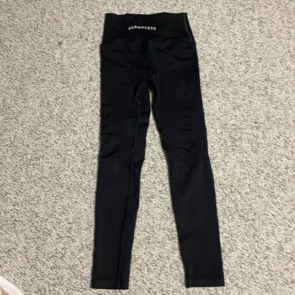 Alphalete halo leggings